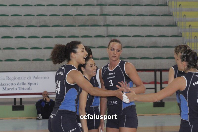 120401 cutro 099_tn.jpg